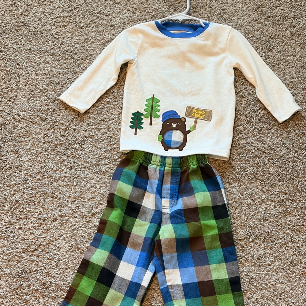 Gymboree Cream and Blue Bear Pajama Set